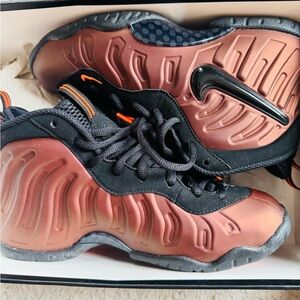 Nike Kids Sneakers Black and Copper